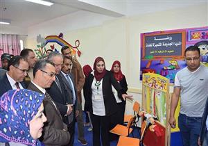بالصور.. محافظ المنيا يفتتح مدرسة جديدة للغات