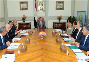 6 ملفات مهمة في اجتماع السيسي بالحكومة.. والرئيس يشدد على توفير سلع رمضان