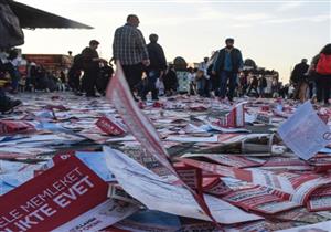 محكمة تركية تعاقب طالب بالسجن لترويجه للتصويت بـ"لا" في استفتاء دستوري