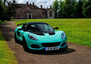 لوتس Elise الأسرع في التاريخ تباع بمليون و700 ألف.. صور