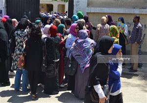 بالصور.. طلاب الثانوية بالسويس: سؤال "القواعد" في "الفرنساوي" صعب