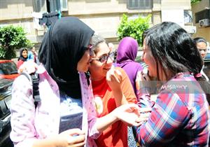 بالصور.. امتحانات "اللغة الثانية" تُثلج قلوب طلاب الثانوية العامة بالإسكندرية