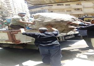 بالصور.. حي شرق الإسكندرية يطارد "نباشين" و"فريزة" القمامة