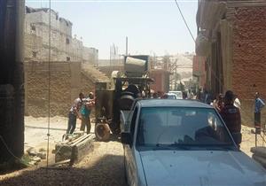 إيقاف ٥ حالات بناء مخالفة على الأرض الزراعية في المنيا