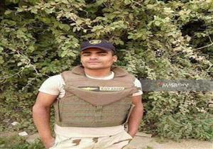 بالصور.. هتافات منددة بالإرهاب في جنازة الشهيد "أحمد العربي" بدمياط 