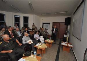 بالصور.. "محلب" يترأس اجتماعا لبحث تطوير بحيرة المنزلة في بورسعيد