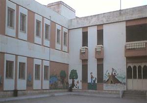 النزول بسن التقدم بالمستوى الأول بمدارس الوادي الجديد