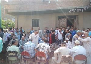 توافد أهالي الوراق على الجامع الكبير استعدادًا للقاء كامل الوزير