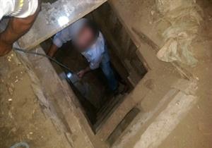 بالصور - شرطة السياحة تضبط عاطلاً بحوزته تمثال أثري