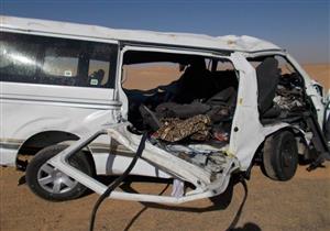 مصرع نجار وإصابة 14 آخرين في انقلاب ميكروباص بمحور 26 يوليو