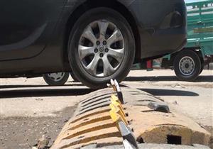 خطة لتعميم "المطبات الشوكية" لمنع السير عكس الاتجاه في أسيوط (صور)