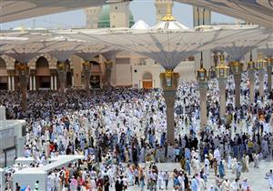 توافد ضيوف الرحمن على المدينة المنورة للسلام على رسول الله