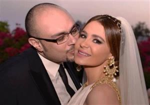 زوج كارول سماحة  يعلق على شائعة طلاقهما ويوجه رسالة لابنتيه