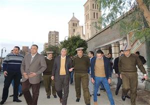 بالصور.. مدير أمن المنيا يتفقد تأمين الكنائس