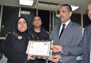 بالصور.. "مهندسين أسيوط" تكرم أسرة الرائد محمد صلاح شهيد العريش