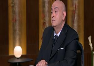 عماد أديب: هناك بيان جُهز لاتهام السيسي بالتآمر على قتل وزيري دفاعه وداخليته