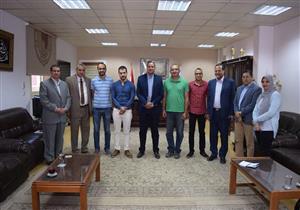 فريق تقييم المستشفيات النموذجية يزور مستشفى سوهاج الجامعي