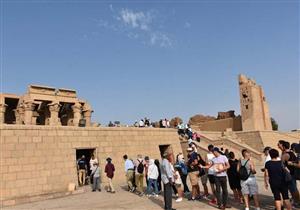 مطالبات بحد أدنى للأجر اليومي للمرشد السياحي في أسوان 