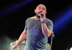 محمود العسيلي ينشر فيديوهات من حفل الجامعة الأمريكية :"كان يوم مرهق"