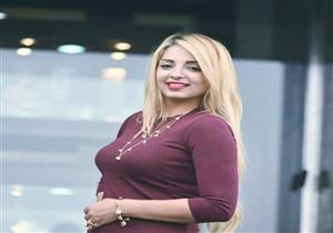 صورة.. مي حلمي تنشر صورة مع زوجة عبد الواحد السيد وتخفي وجهها