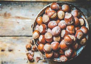 تناوله يوميًا.. 5 فوائد صحية مهمة للبندق