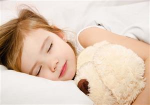 ما علاقة ما يأكله طفلك بحصوله على نوم جيد؟