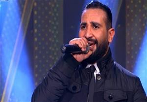 بالفيديو- أحمد سعد يغني من أمام برج "إيفل"