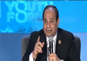 السيسي: جيش مصر قوي جدًا.. "لا يفرق بين مسلم ومسيحي"