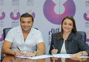 بالفيديو والصور.. رامي صبري يتعاقد مع شركة "نجوم ريكوردز" لعدة ألبومات 