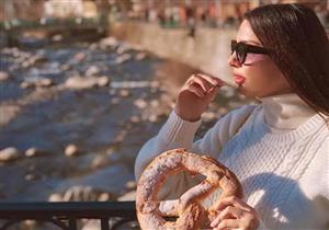 لاميتا فرنجية في جلسة تصوير بميلانو الإيطالية