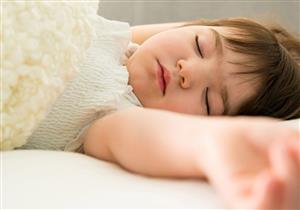 نوم طفلك جيدا يمنحه وزنا صحيا في المراهقة