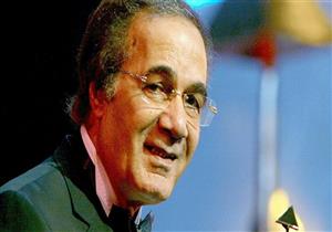 خاص- كيف يحتفل محمود ياسين بالعام الجديد؟