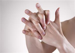 تعاني من التهاب مفصل اليد؟.. علاجات طبيعية تساعدك في القضاء عليه