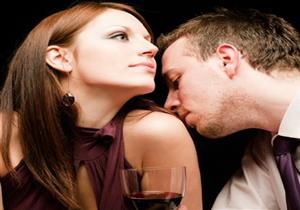  علماء: رائحة عرق الرجل كالجبن النتن والمرأة كالبصل