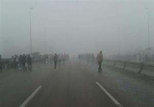 "ماحدش شايف حاجة".. استمرار غلق محور 26 يوليو بسبب الشبورة (صور)