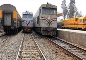 تركا السيارة في لحظة فاصلة.. العناية الإلهية تنقذ شابين من الموت في السويس