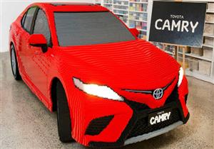 استغرق بناؤها 900 ساعة.. تويوتا تقدم "Camry" مكونة من 500 ألف مكعب