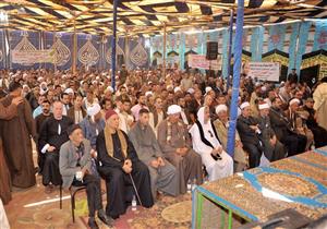 راح ضحيتها 3 قتلى.. حملة "السيسي" تُنهي خصومة ثأرية في أسيوط - صور