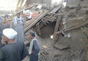 معاينة المنازل المجاورة للمنزل المنكوب بالأقصر.. و5 آلاف جنيه تعويض للمتوفين