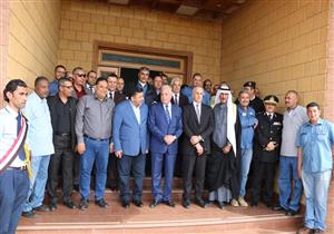 محافظ جنوب سيناء يلتقي برئيس "بلاعيم" لبحث توفير فرص عمل