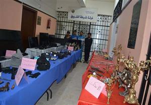 بعد 7 وقائع.. القبض على تشكيل عصابي لسرقة المساكن بمنطقة الشروق-(صور) 