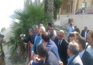 وزير الري يتفقد مناطق إنشاء المراسي النيلية بالمنصورة