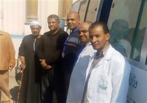 توافد المواطنين على مراكز مبادرة اكتشاف فيروس "سي" بأسيوط