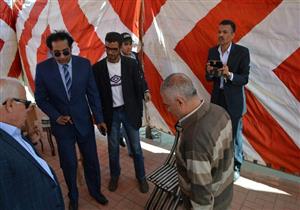 بالصور- تخصيص مساحة بمول تجاري لمنتجات الطلاب ببورسعيد