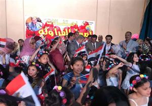 تتويج "أميرة للفراولة" بالإسماعيلية في احتفالات "شم النسيم" 