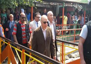 بالصور.. محافظ القاهرة يتفقد الأتوبيس النهري بماسبيرو خلال الاحتفال بشم النسيم