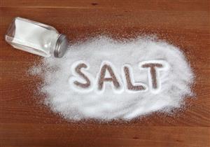 دراسة تكشف علاقة بين الإكثار في تناول الملح والخرف