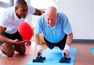 ما المدة المناسبة لممارسة الرياضة لكبار السن؟