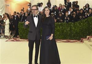 بالصور- جاري أولدمان على السجادة الحمراء لحفل الـ"Met Gala"