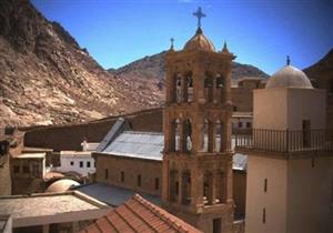 المسجد داخل الدير.. "إنك بالوادي المقدس طوى"